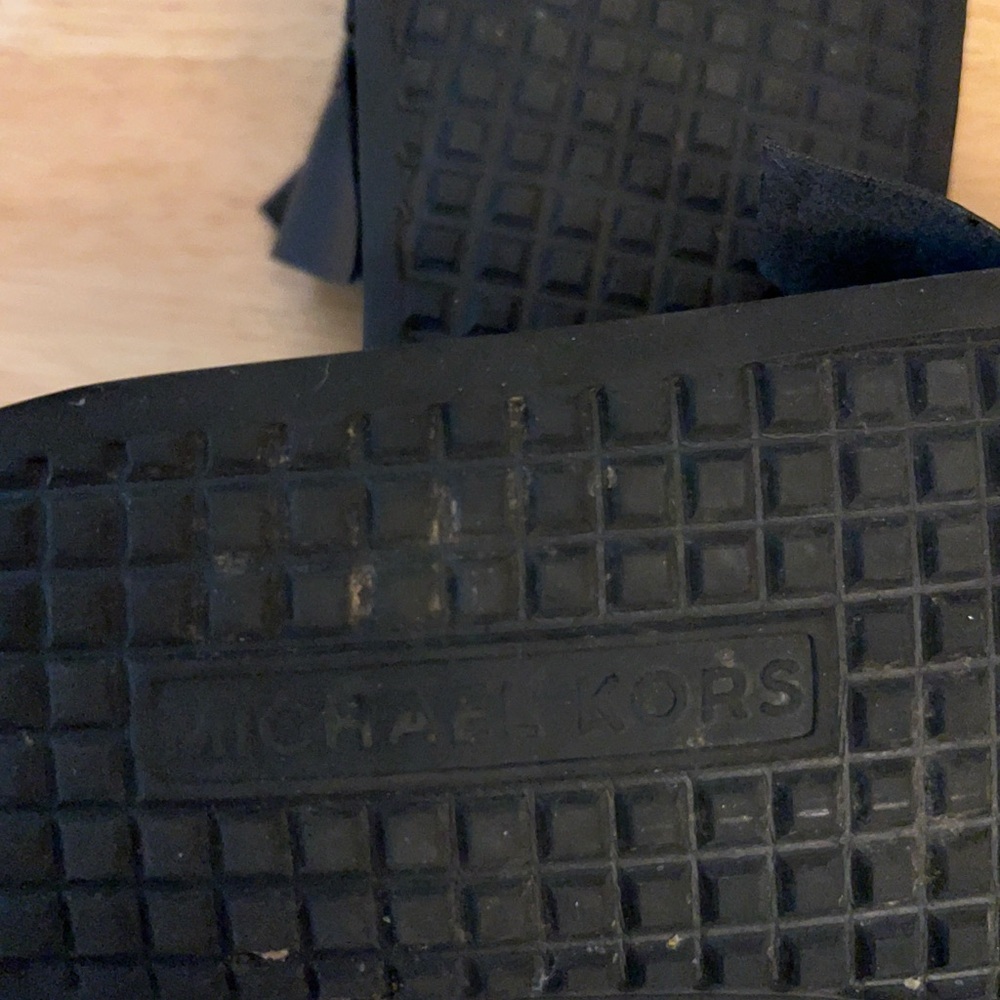 MICHAEL Michael Kors Bella Sport Slide Sandals. - Picture 10 of 11